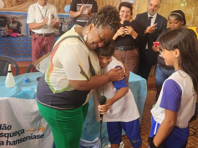 Reparação histórica: concessão de benefícios para filhos separados de pais com hanseníase deve começar em abril