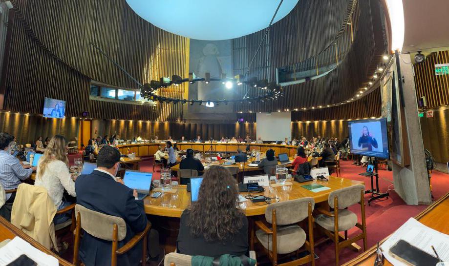 No Chile, Brasil reforça compromisso com políticas baseadas em evidências para ampliar direitos das pessoas com deficiência2