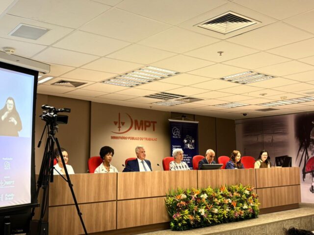 MDHC reafirma compromisso com os direitos das pessoas com deficiência em seminário da Rede In sobre os 20 anos da Convenção da ONU